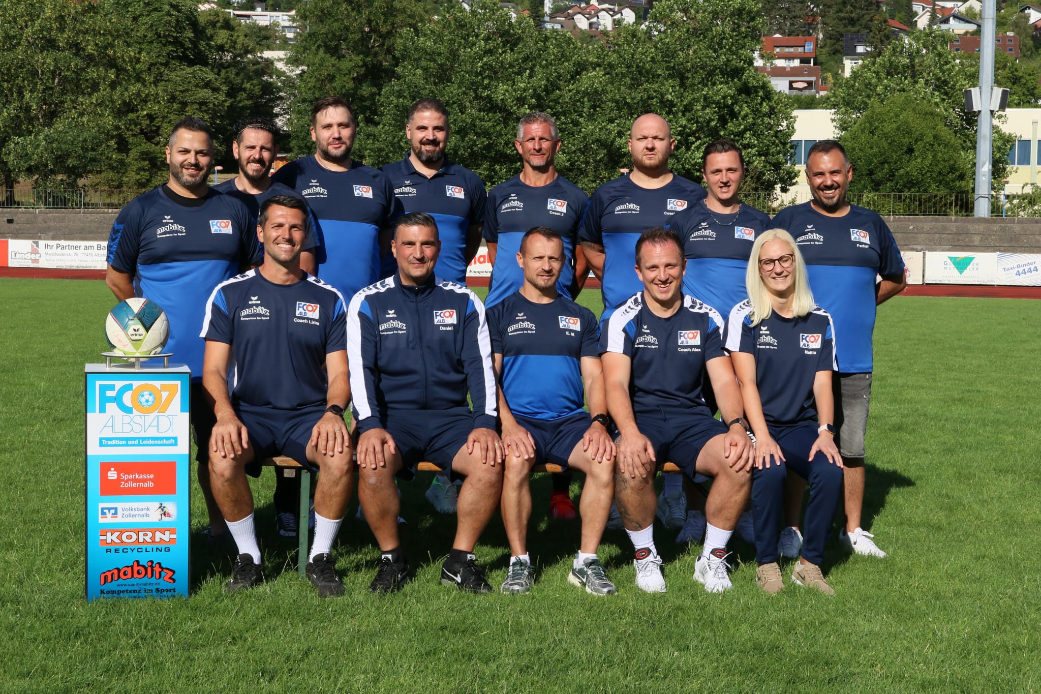Jugend-Trainerauf Foto nicht vollzählig